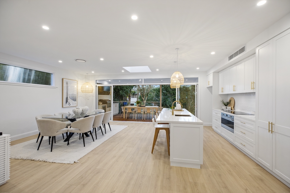 Stunning Pinnacle House Kitchen Layout